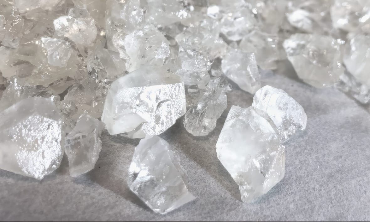 Ultrapure crystals produced by distillation and purification.